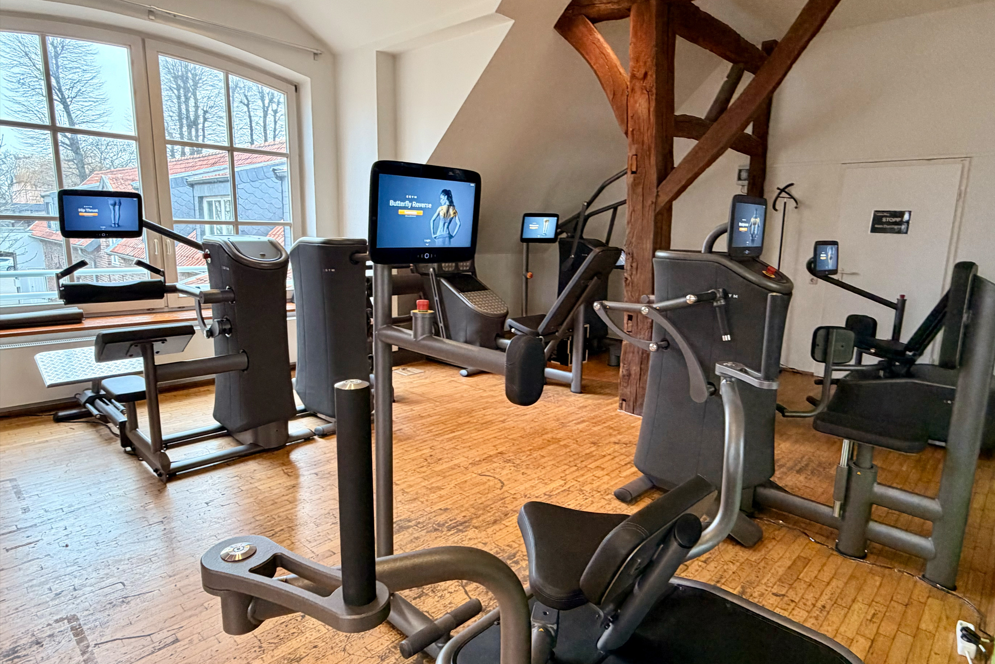 eGym Zirkeltraining, Krafttraining und Kraftmessung